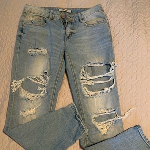 Refuge ripped mom jeans